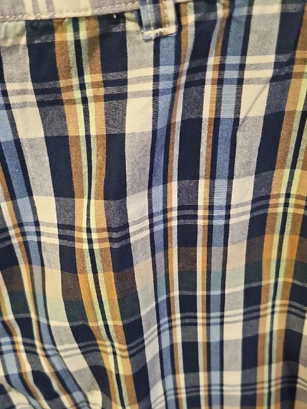 Club Room Men's Plaid Flat Front Shorts in Navy, Cream & Brown